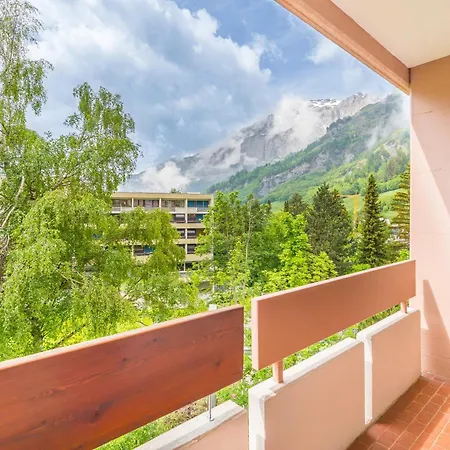 2,5 Mayenzett Zentral Mit Balkon شقة *